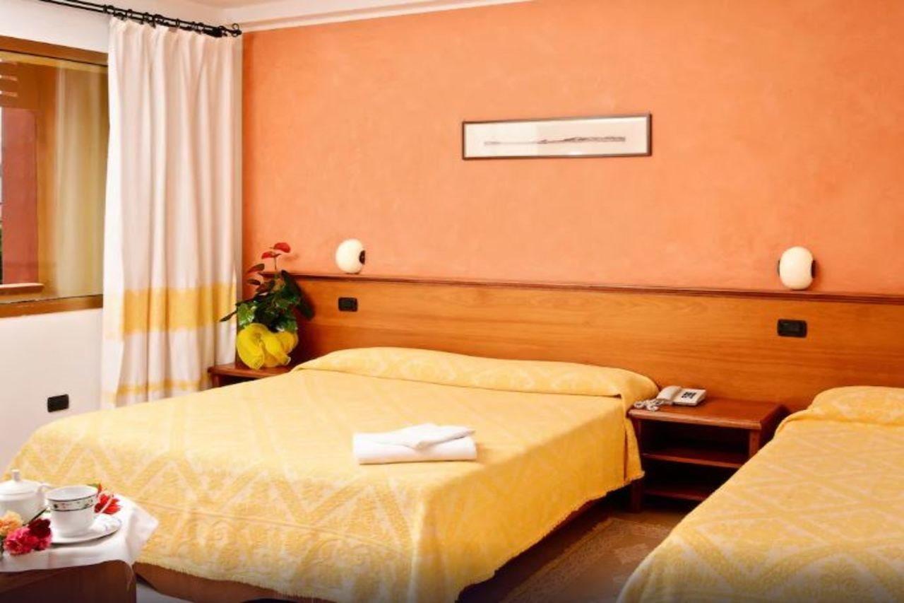 Italy Resort Bosa Exterior photo